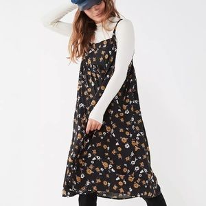 Urban Outfitters Kimchi Blue Babydoll Midi Dress